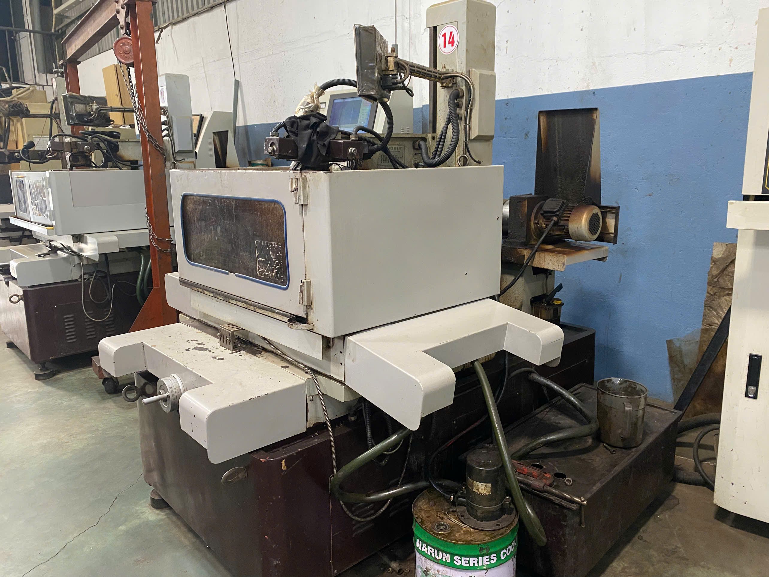 Wire cutting machine 1.jpg